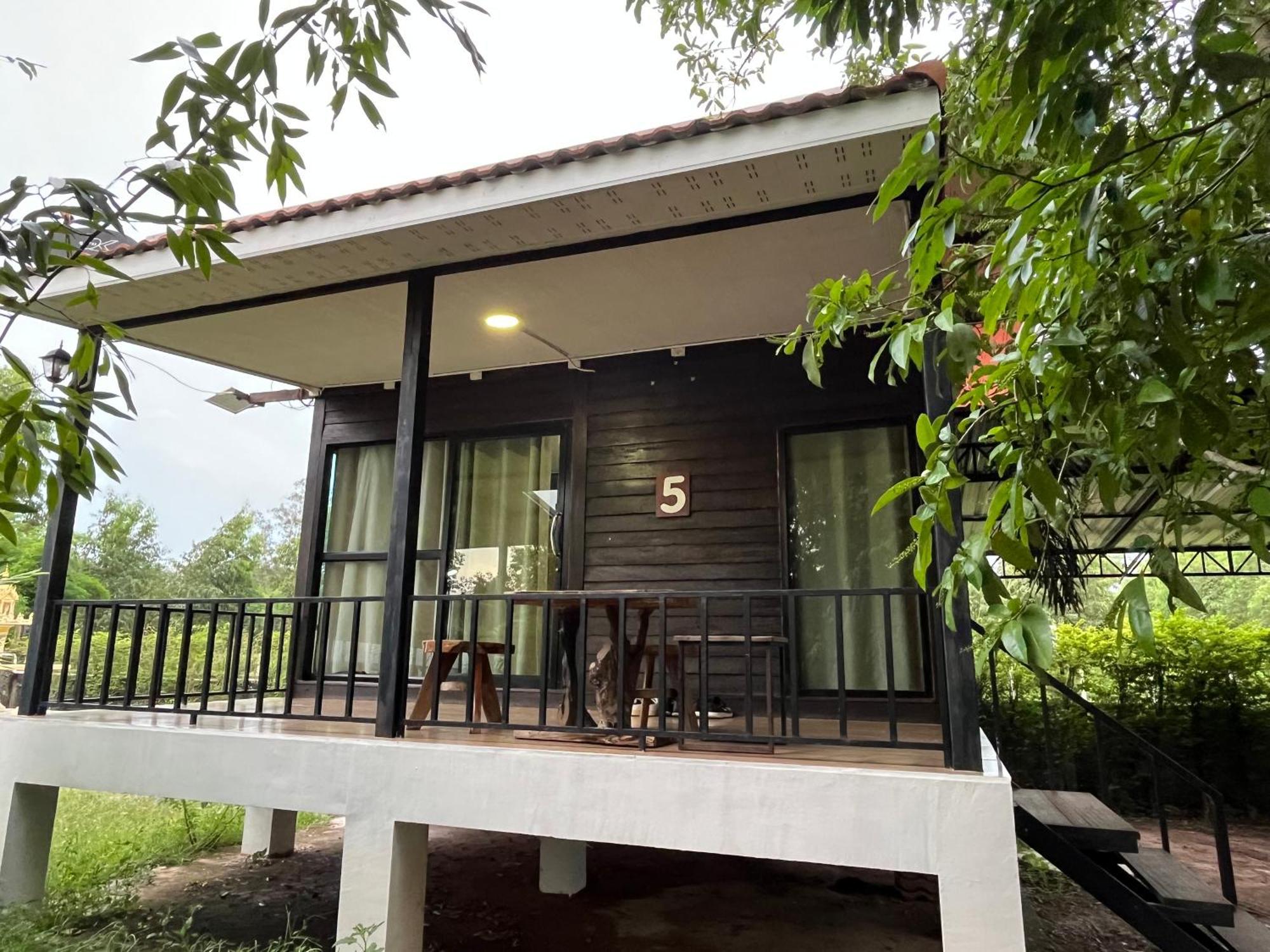 Sangkaset Resort Ban Mong Muang Экстерьер фото