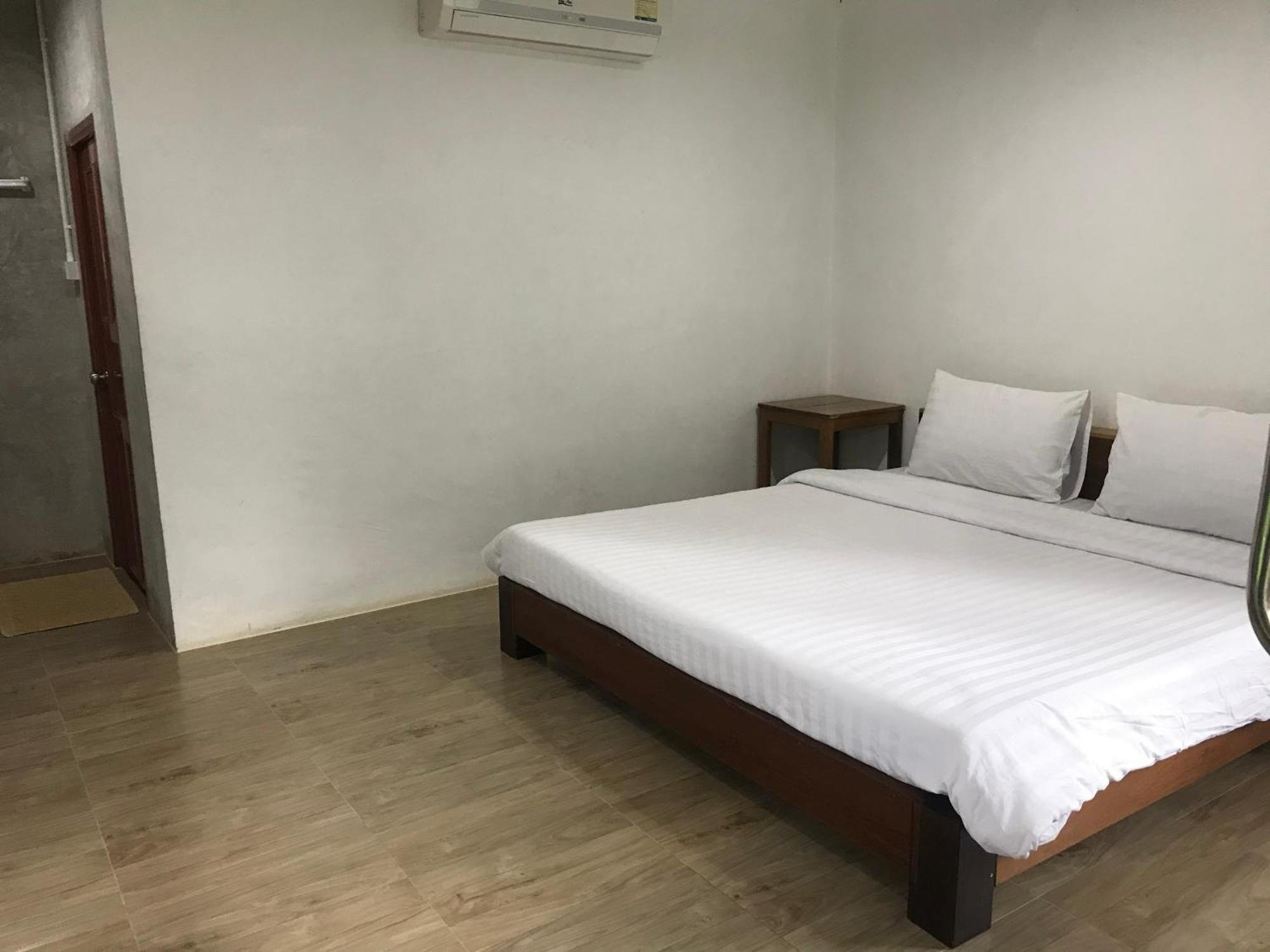 Sangkaset Resort Ban Mong Muang Экстерьер фото